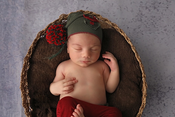 beautiful-newborn-photoshoot_01