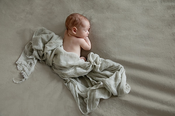 adorable-photoshoot-newborn-twins_05