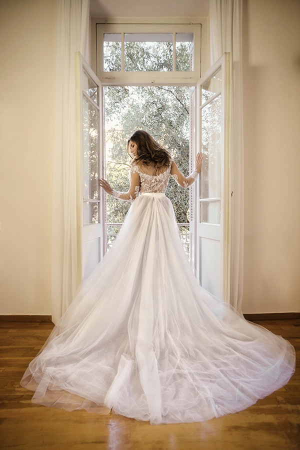 flowy-wedding-dresses-elena-soulioti_06