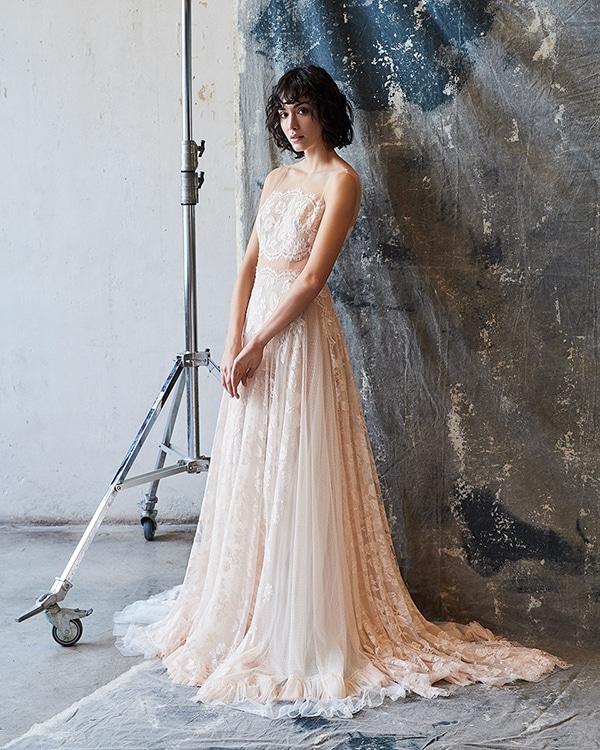 ethereal-feminine-wedding-dresses-you-will-love_10